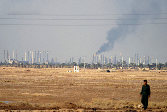 شبیخون به نفت عراق
