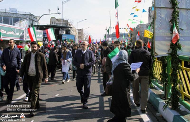 وزیر نفت در مراسم راهپیمایی 22 بهمن | عکس